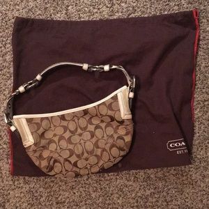 Coach hand/shoulder bag